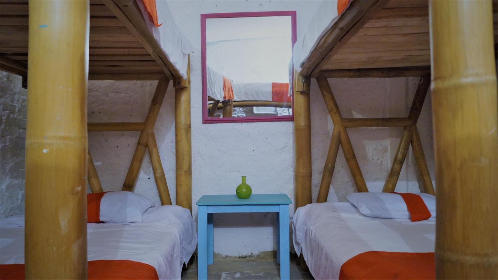 Lima Limon Candelaria Hostel Bogotá Exterior foto